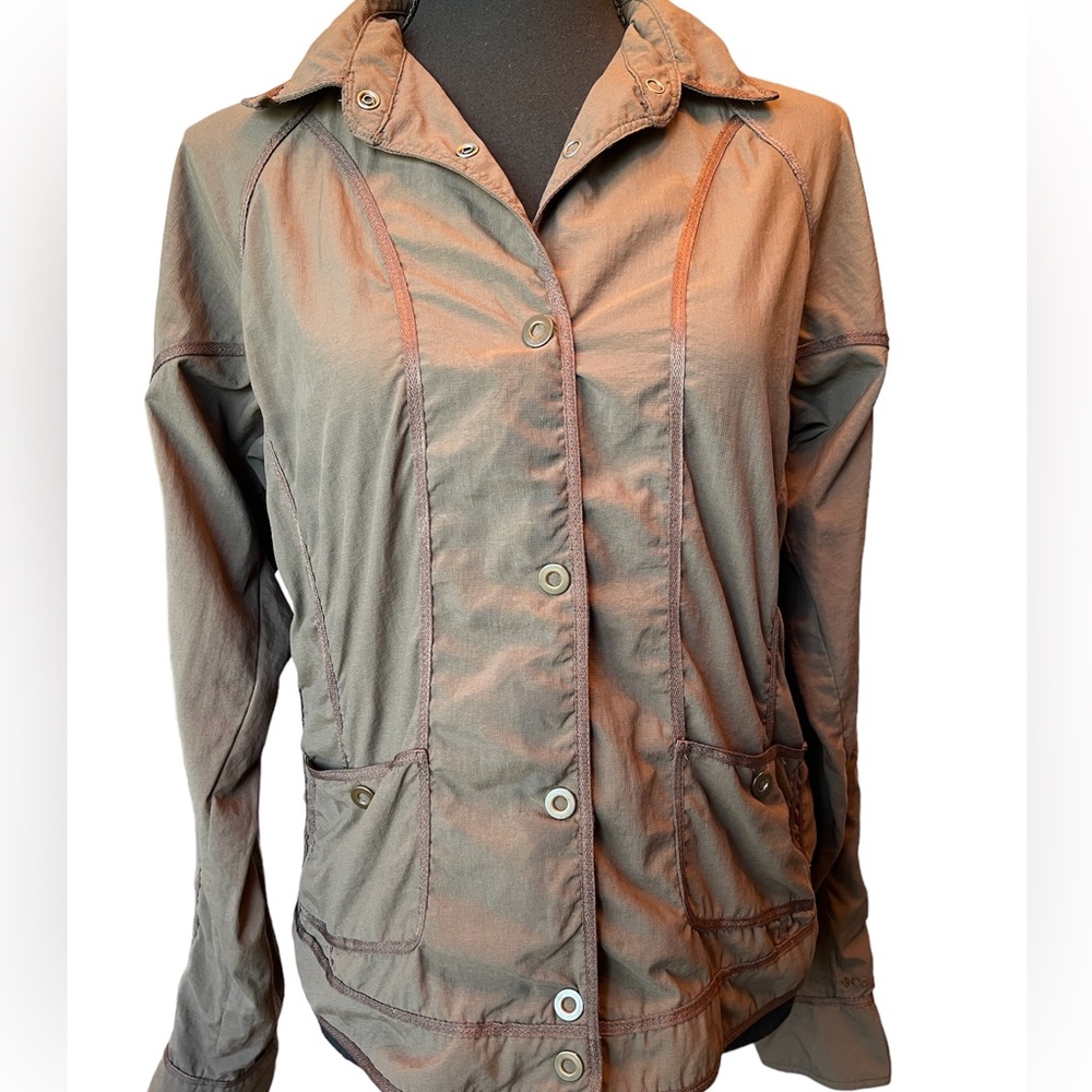 Columbia Titanium Soft Shell Lightweight Snap Front Brown Jacket Size Medium